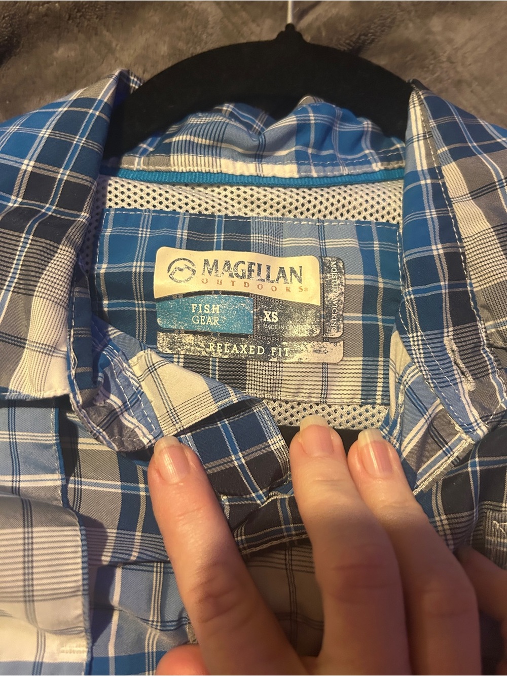 Magellan Outdoors Men’s Blue and White Plaid Short Sleeve Button-Down Shirt - Picture 4 of 6